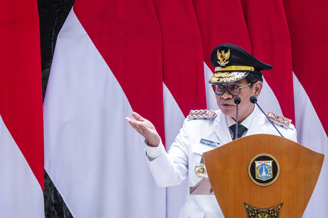 Gubernur DKI Jakarta Pramono Anung memberikan sambutan usai serah terima jabatan di Balai Kota, Jakarta, Kamis (20/2/2025). Foto: Bayu Pratama S/ANTARA FOTO