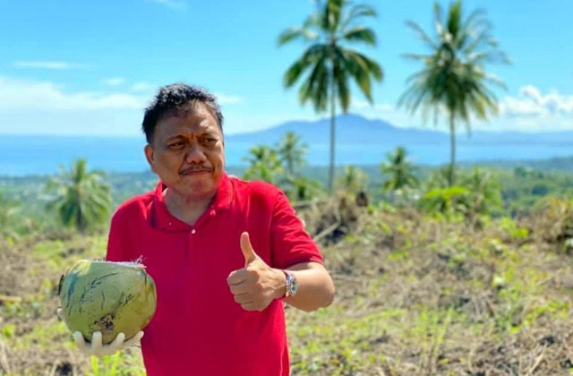 Foto pertama yang diunggah Olly Dondokambey usai melepas jabatan Gubernur Sulawesi Utara, Kamis (20/2). (foto: instagram olly dondokambey)