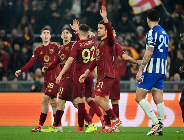 AS Roma vs Porto dalam laga leg 2 Playoff Fase Gugur Liga Europa 2024/25 di Stadio Olimpico, Italia, pada Jumat (21/2) dini hari WIB. Foto: REUTERS/Alberto Lingria