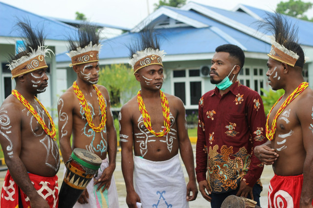 Ilustrasi tarian daerah Papua. Foto: Unsplash