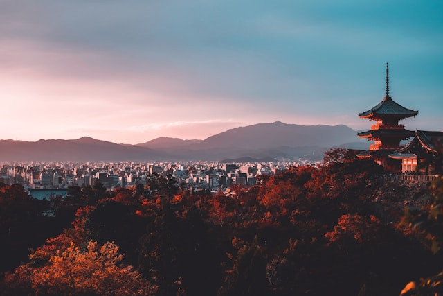 Apakah ke Jepang Perlu Visa? Foto Hanya Ilustrasi, Bukan Sebenarnya. Sumber Foto: Unsplash.com/Su San Lee