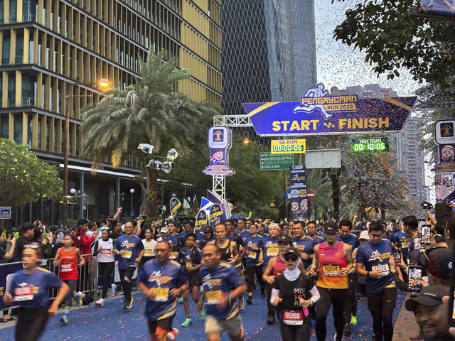 Suasana acara Pengayoman Run 2025 yang diselenggarakan Kementerian Hukum, di GOR Soemantri Brodjonegoro, Jakarta Selatan, Minggu (23/2/2025). Foto: Abid Raihan/kumparan