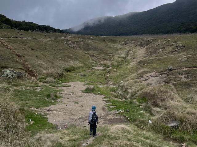 Kondisi Alun-Alun Surya Kencana yang tercemar sampah, dokumentasi pribadi