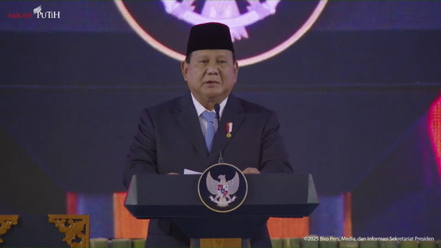 Presiden RI Prabowo Subianto memberikan sambutan pada acara peluncurkan Daya Anagata Nusantara (Danantara) di Istana Presiden, Jakarta, Senin (24/2/2025). Foto: YouTube/ Sekretariat Presiden