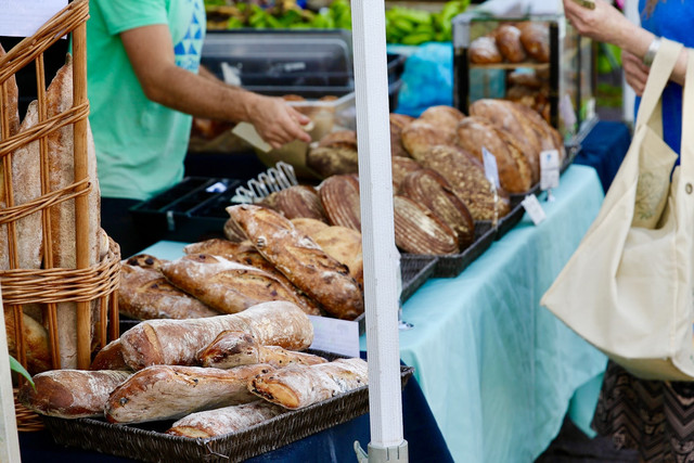 Ilustrasi Cara Makan Roti Ciabatta, Foto: Unsplash/Dave Takisaki