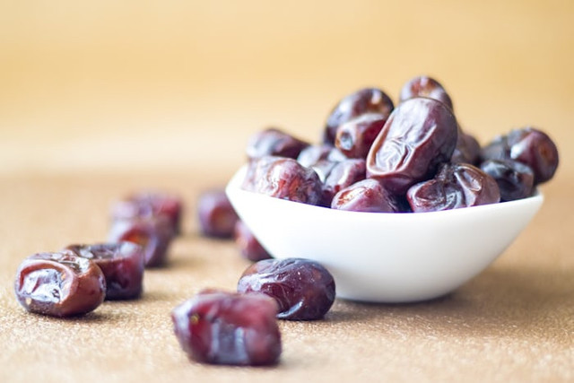 Menu sahur dan buka puasa untuk diet. Foto adalah kurma. Sumber: Unsplash/VD Photography