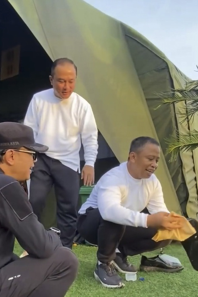 Momen kepala daerah beraktivitas di sela retreat di Akmil Magelang. Foto: Instagram/ @bimaaryasugiarto