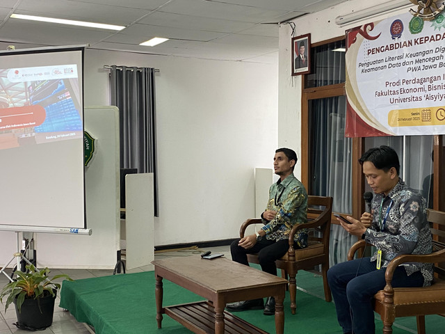 Pemaparan materi Literasi Keuangan Digital. Photo: Dokumentasi Pribadi