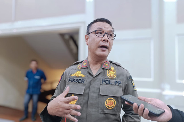 Kepala Satpol PP Kota Surabaya, M. Fikser. Foto: Diskominfo Surabaya 