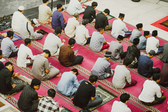 Ilustrasi  Bacaan Bilal Tarawih 11 Rakaat, sumber gambar unsplash/Masjid Pogung Raya