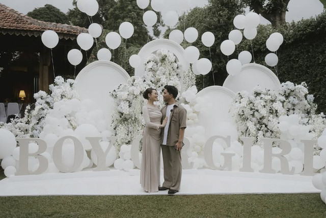 Aaliyah Massaid dan Thariq Halilintar gelar acara gender reveal. Foto: Instagram/ @aaliyah.massaid