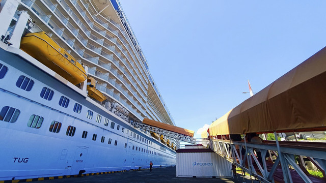 Kapal Pesiar Anthem Of The Seas Berlabuh di Bali. Foto: Denita BR Matondang/kumparan