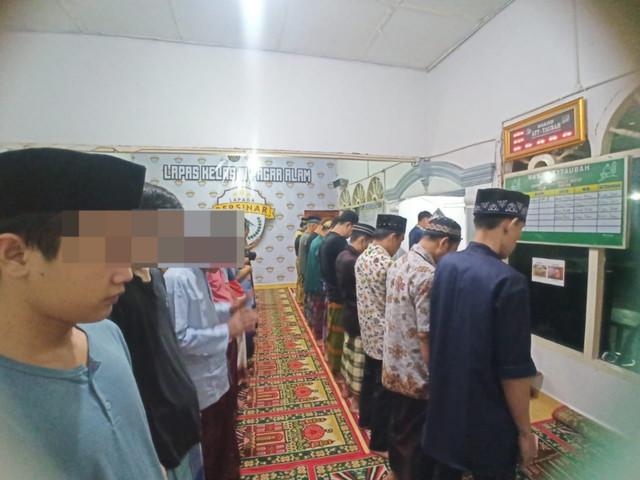 Lapas Pagar Alam Gelar Shalat  Tarawih pada Malam Pertama Ramadhan