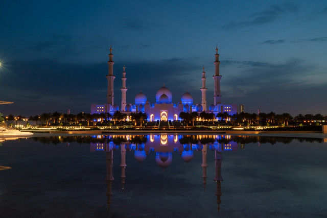 Jadwal Imsakiyah Ramadhan 2025 Bali. Foto hanya ilustrasi, bukan tempat sebenarnya. Sumber: unsplash.com/Kel Avelino.