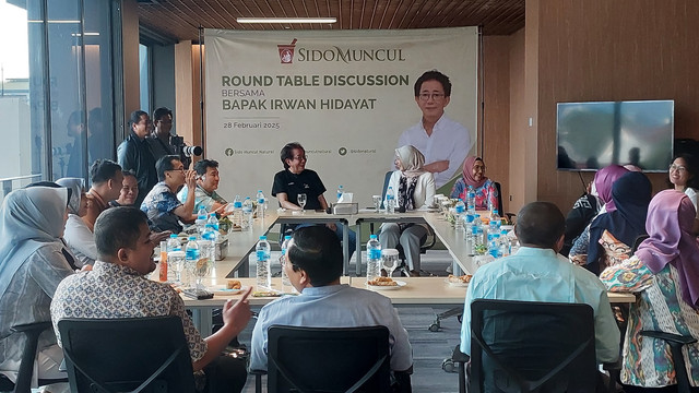 Round table discussion bersama Direktur Sido Muncul dan 15 dokter. Foto: dok. Istimewa