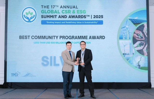 Platform connected commerce, Evermos, mendapatkan penghargaan pada ajang The 17th Annual Global CSR & ESG Summit & Awards 2025 untuk kategori "Best Community Program". Foto: Evermos