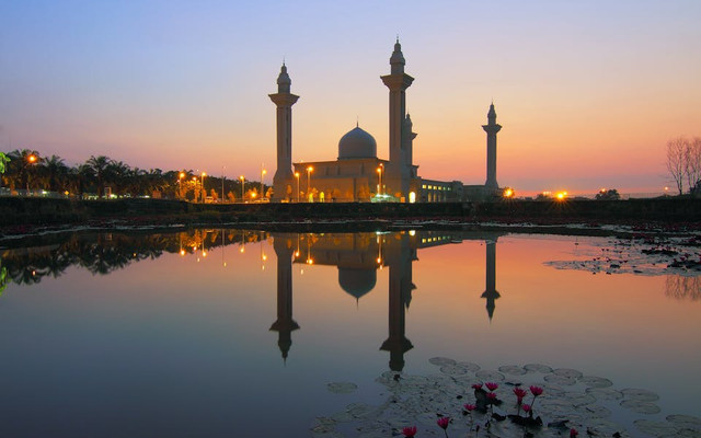 Jadwal Imsakiyah dan Buka Puasa Batam 2025. Foto hanya ilustrasi, bukan tempat sebenarnya. Sumber: pexels.com/Pok Rie