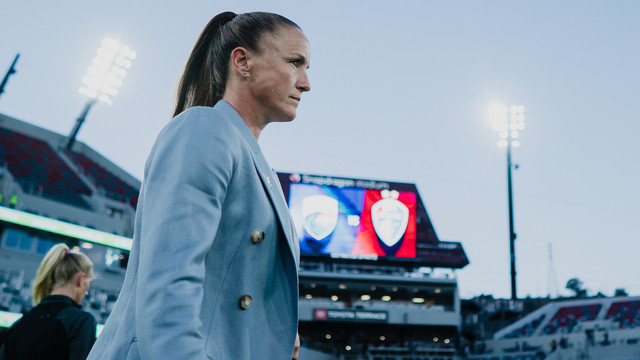 Casey Stoney, eks-pelatih San Diego Wave. Foto: San Diego Wave