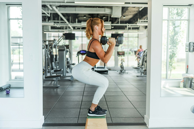 Manfaat Wellness Program di Kantor. Foto Hanya Ilustrasi, Bukan Sebenarnya. Sumber Unsplash Benjamin Klaver