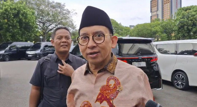 Menteri Kebudayaan Fadli Zon di Istana Negara, Jakarta Pusat, Senin (3/3/2025). Foto: Zamachsyari/kumparan