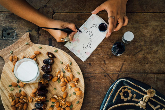 Niat puasa Ramadan harus dilakukan pada. Foto hanya ilustrasi, bukan yang sebenarnya. Sumber: Pexels/Anna Tarazevich 