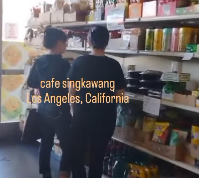 'Cafe Singkawang' di Los Angeles, California yang menjual makanan khas Pontianak dan Kota Singkawang. Foto: Dok. Instagram @cory_ardiansjah