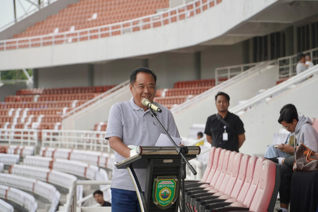 Wakil Gubernur Sumsel Cik Ujang saat membuka Turnamen sepak bola Siti Fatimah Cup III Tahun 2025, Sabtu (22/02/2025). Foto : Humas Pemprov Sumsel