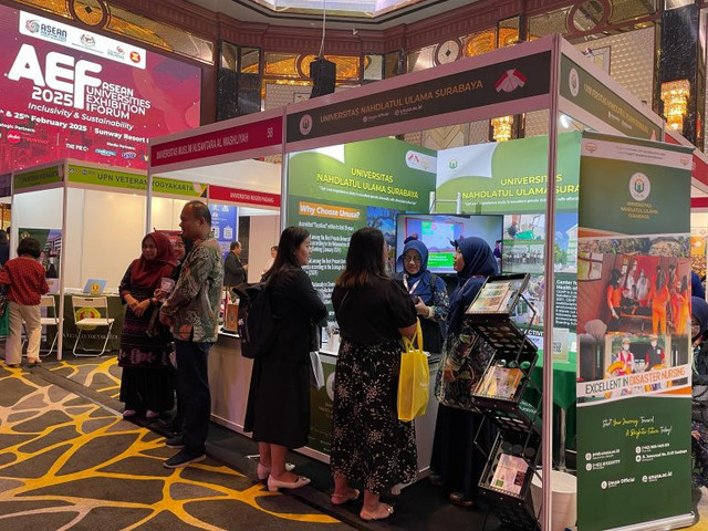 Booth pameran Unusa di ajang ASEAN Universities Exhibition and Forum 2025.