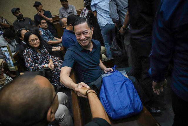 Eks Menteri Perdagangan RI Thomas Trikasih Lembong alias Tom Lembong menjalani persidangan terkait kasus dugaan korupsi importasi gula di Pengadilan Negeri (PN) Jakarta Pusat, Kamis (6/3/2025). Foto: Iqbal Firdaus/kumparan