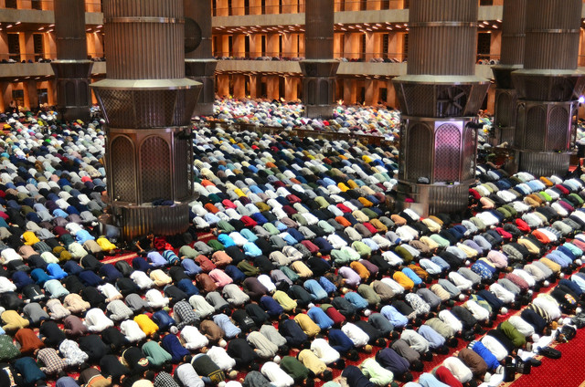 Ilustrasi doa sesudah sholat tarawih dan witir. Sumber: iqro rinaldi/unsplash