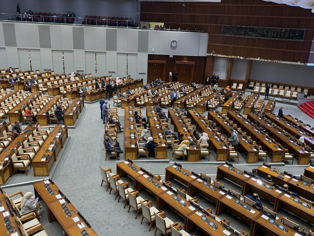 Suasana rapat paripurna DPR di Kompleks Parlemen Senayan Jakarta pada Kamis (6/3/2025). Foto: Luthfi Humam/kumparan