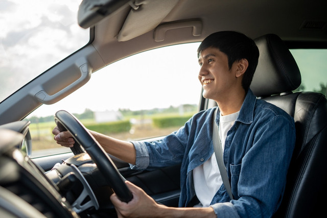 Hal Penting yang Harus Diperhatikan Pemilik Kendaraan Pribadi. Foto: Shutterstock