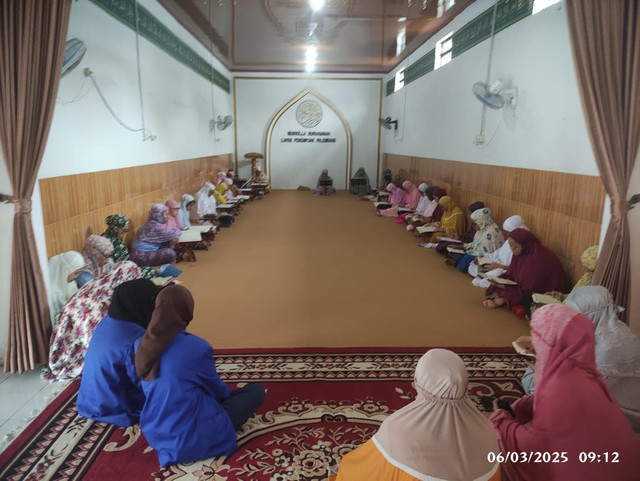 Tadarus di Bulan Ramadhan, Warga Binaan LPP Palembang Targetkan Khatam Al-Qur'an