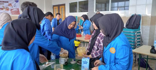 Proses pembuatan susu kurma