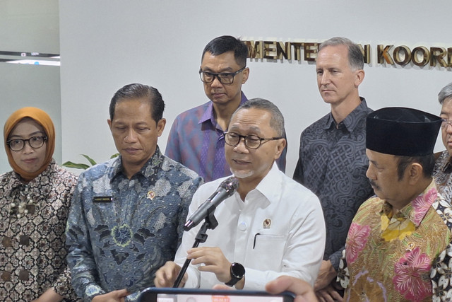 Konferensi Pers soal Pengelolaan Sampah untuk elektrifikasi di Kantor Kemenko Pangan, Jakarta Pusat pada Jumat (7/3/2025). Foto: Argya D. Maheswara/kumparan 