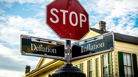 Sumber: https://www.shutterstock.com/image-photo/street-sign-direction-way-inflation-versus-2008761980