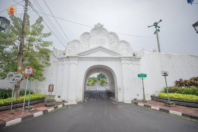 Plengkung Nirbaya (Plengkung Gading) diambil dari sisi selatan. Foto: Tepas Tandha Yekti Karaton Ngayogyakarta/Pandangan Jogja