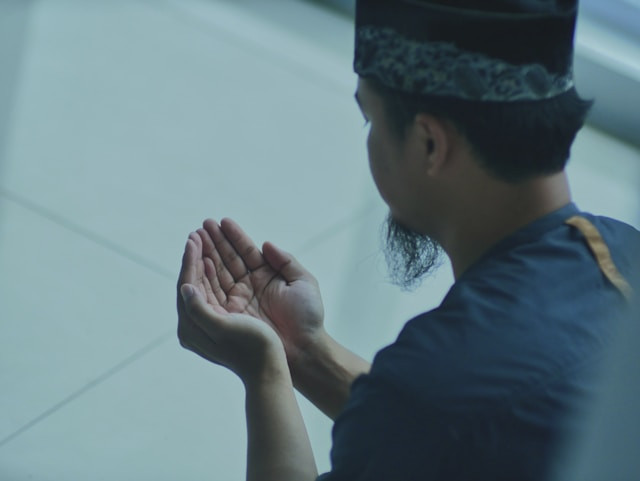 Ilustrasi Doa Harian Bulan Ramadhan. Foto: dok. Unsplash/Masjid MABA