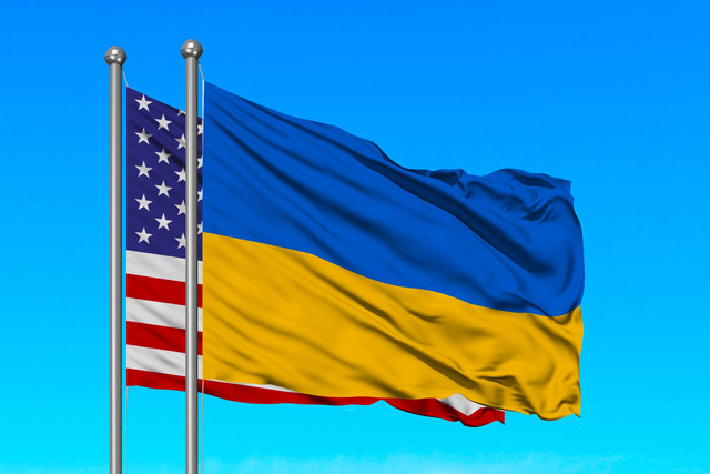 Bendera Amerika Serikat dan Ukraina (Sumber : PIXABAY)