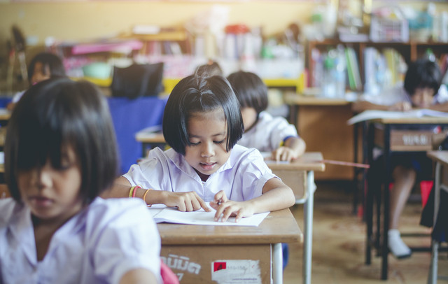 Ilustrasi Anak Sekolah. Foto: Cat Act Art/Shutterstock