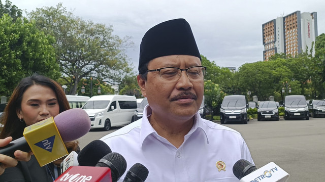 Mensos Saifullah Yusuf di Istana Negara, Jakarta Pusat, Senin (10/3/2025). Foto: Zamachsyari/kumparan