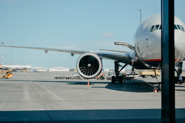 Daftar Kode Bandara di Indonesia. Foto Hanya Ilustrasi. Sumber Foto: Unsplash.com/Ivan Shimko