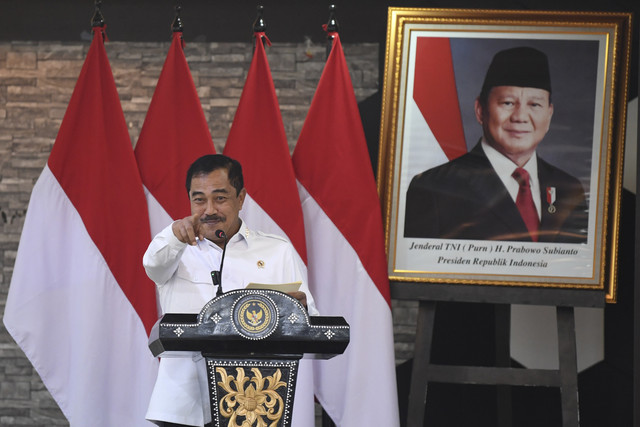 Menteri Imigrasi dan Pemasyarakatan (Imipas) Agus Andrianto berpidato usai penandatanganan nota kesepahaman dengan BNN di Jakarta, Selasa (11/3/2025). Foto: Akbar Nugroho Gumay/ANTARA FOTO