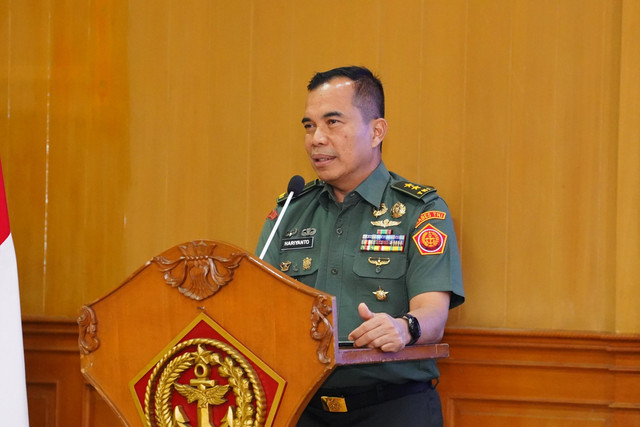 Kapuspen TNI Mayjen TNI Hariyanto membuka Rapat Koordinasi Teknis Penerangan (Rakornispen) TNI Tahun 2025 di Mabes TNI Cilangkap, Jakarta Timur, Rabu (12/3/2025). Foto: Puspen TNI