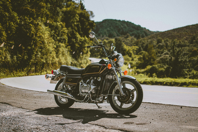 Tips Mudik Menggunakan Motor. Foto hanya sebagai ilustrasi, bukan gambar sebenarnya. Sumber foto: Unsplash-Paulo Freitas