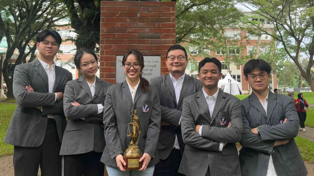 Fakultas Hukum (FH) Universitas Pelita Harapan (UPH) kembali mengukir sejarah di dunia moot court internasional dengan meraih kemenangan di 2025 Philip C. Jessup International Law Moot Court Competition (Jessup) Indonesian National Rounds, yang diselenggarakan di Universitas Indonesia.