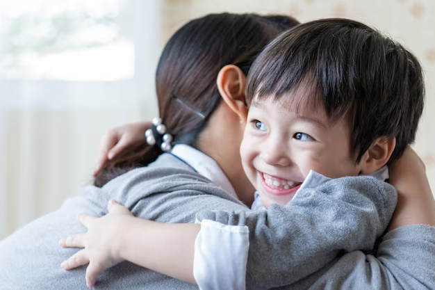 Foto: anak pertama bersama ibu nya ( Sumber: Freepik )