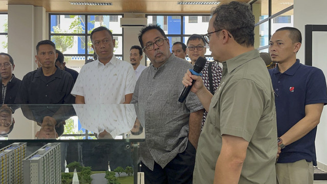 Wakil Gubernur Rano melakukan peninjauan di Rusun Jagakarsa, Jakarta Selatan. Sabtu (15/3/2025). Foto: Rayyan Farhansyah/kumparan