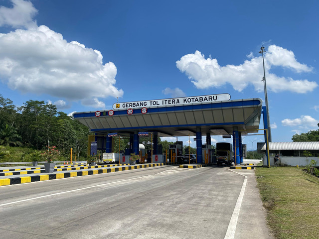 Gerbang Tol Itera Kota Baru. | Foto: Sinta Yuliana/Lampung Geh