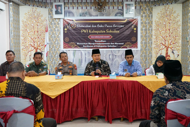 Silaturahmi dan buka puasa bersama yang digelar PWI Kabupaten Sekadau. Foto: Dok. Diskominfo Kabupaten Sekadau